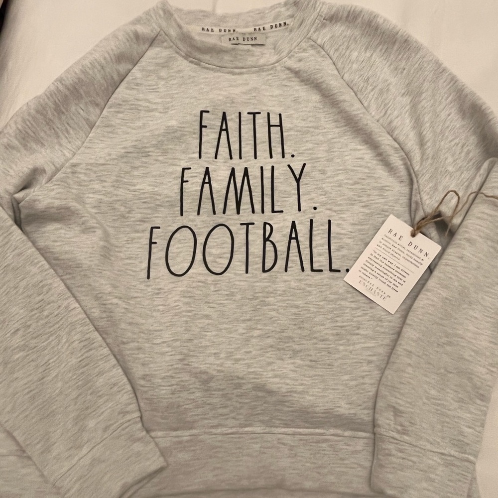 ♦️SOLD♦️ NWT Rae Dunn “Faith Family 🏈 Football” SMALL Lightweight Sweatshirt.
